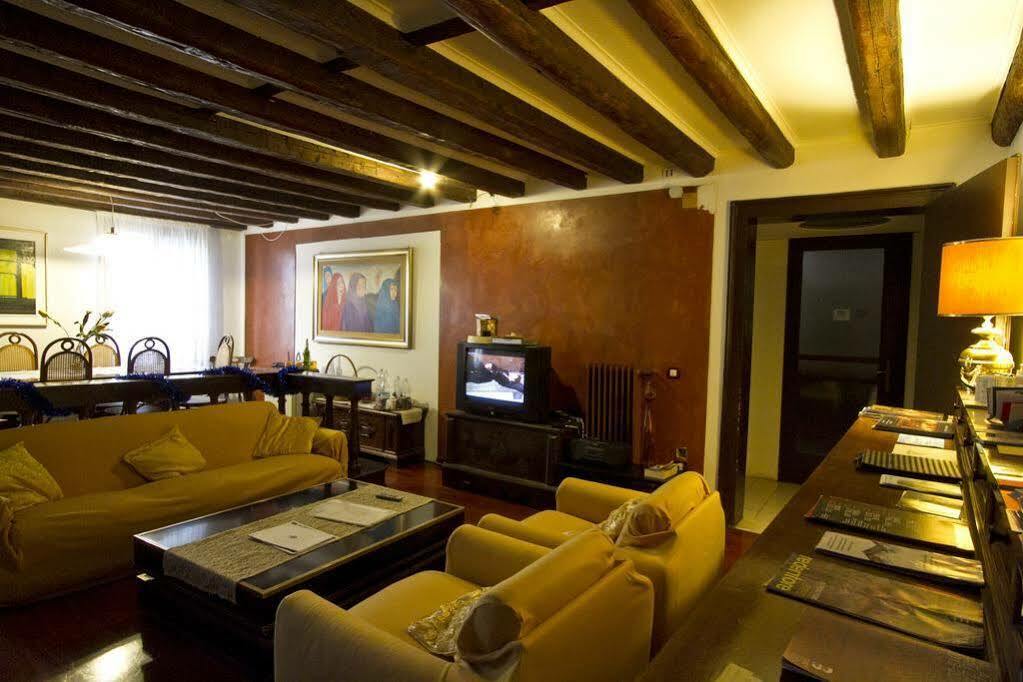 Couette-café San Giacomo Venise
